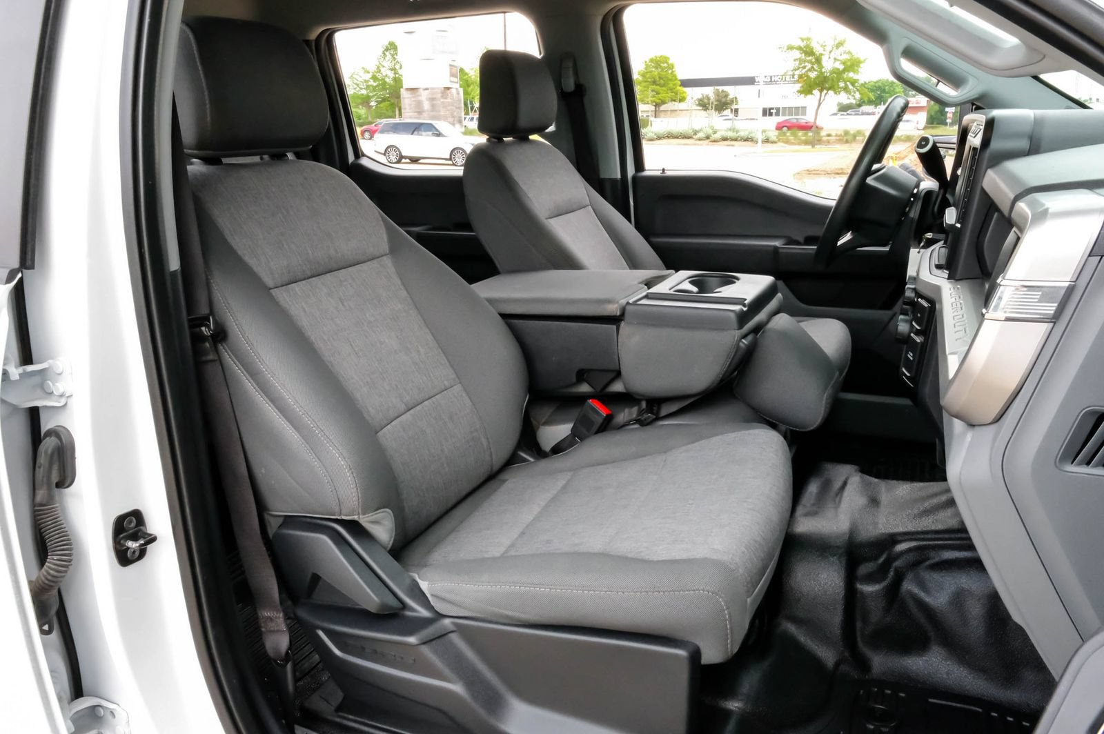Used 2024 Ford F250 XL w/ XL Driver Assist Package AWD/4WD image 34