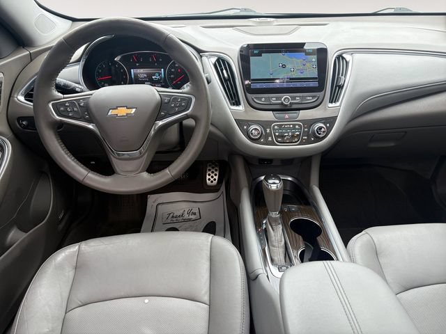 Used 2017 Chevrolet Malibu Premier w/ Premier Sun and Wheel Package FWD image 10