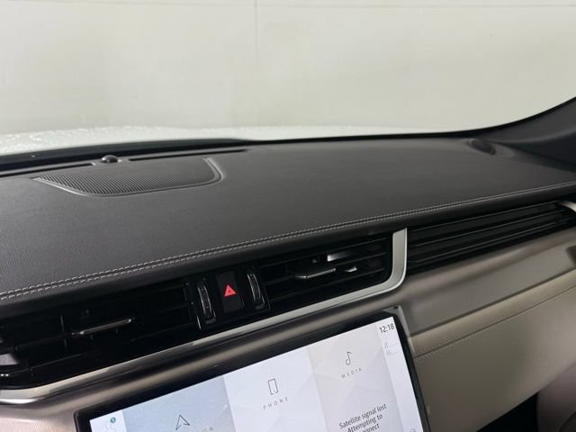 New 2026 Jaguar F-PACE R-Dynamic S AWD/4WD image 30