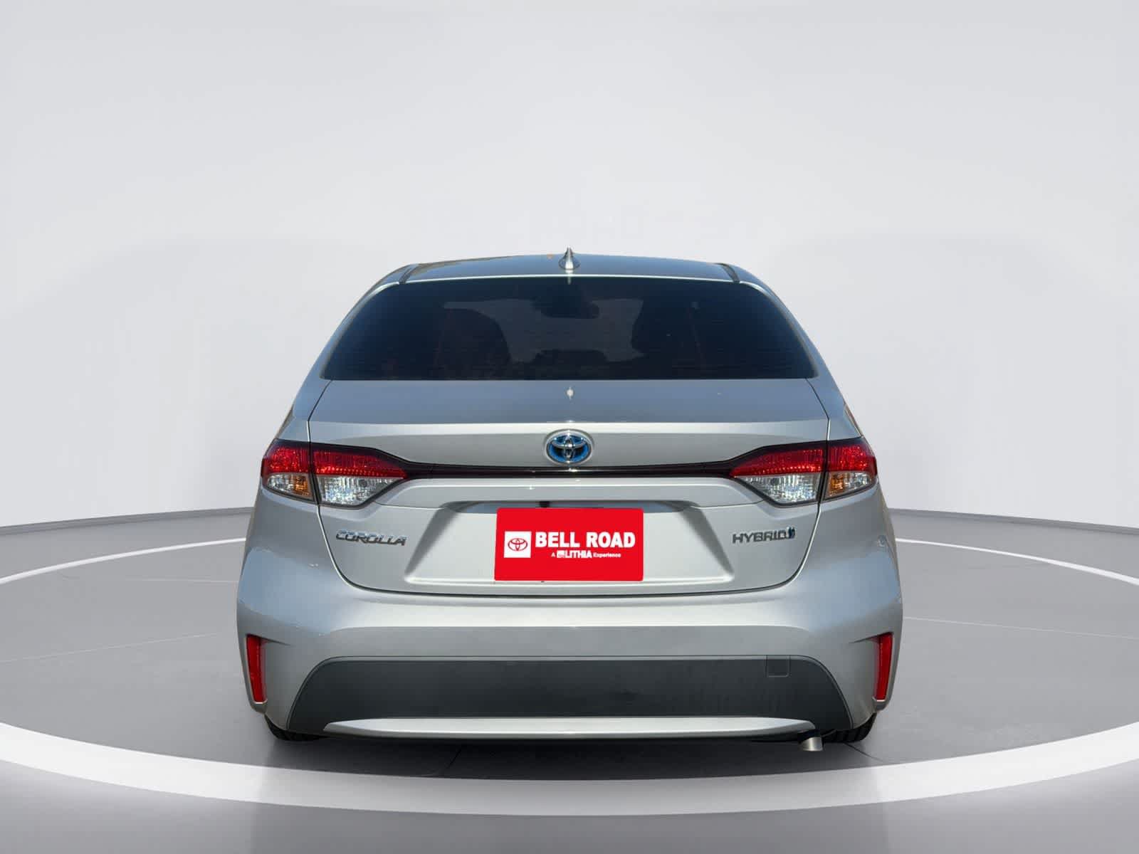 Used 2022 Toyota Corolla LE w/ Carpet Mat Package (TMS) FWD image 6