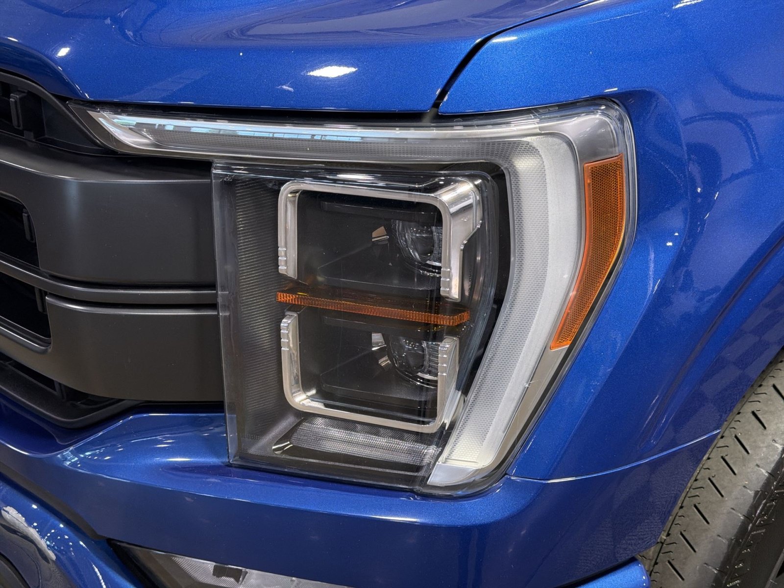 Used 2023 Ford F150 Lariat w/ Equipment Group 502A High AWD/4WD image 13