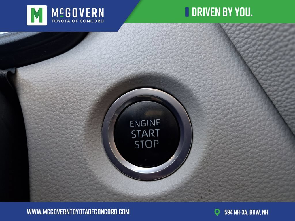 Used 2024 Toyota Corolla LE w/ LE Convenience Package FWD image 26