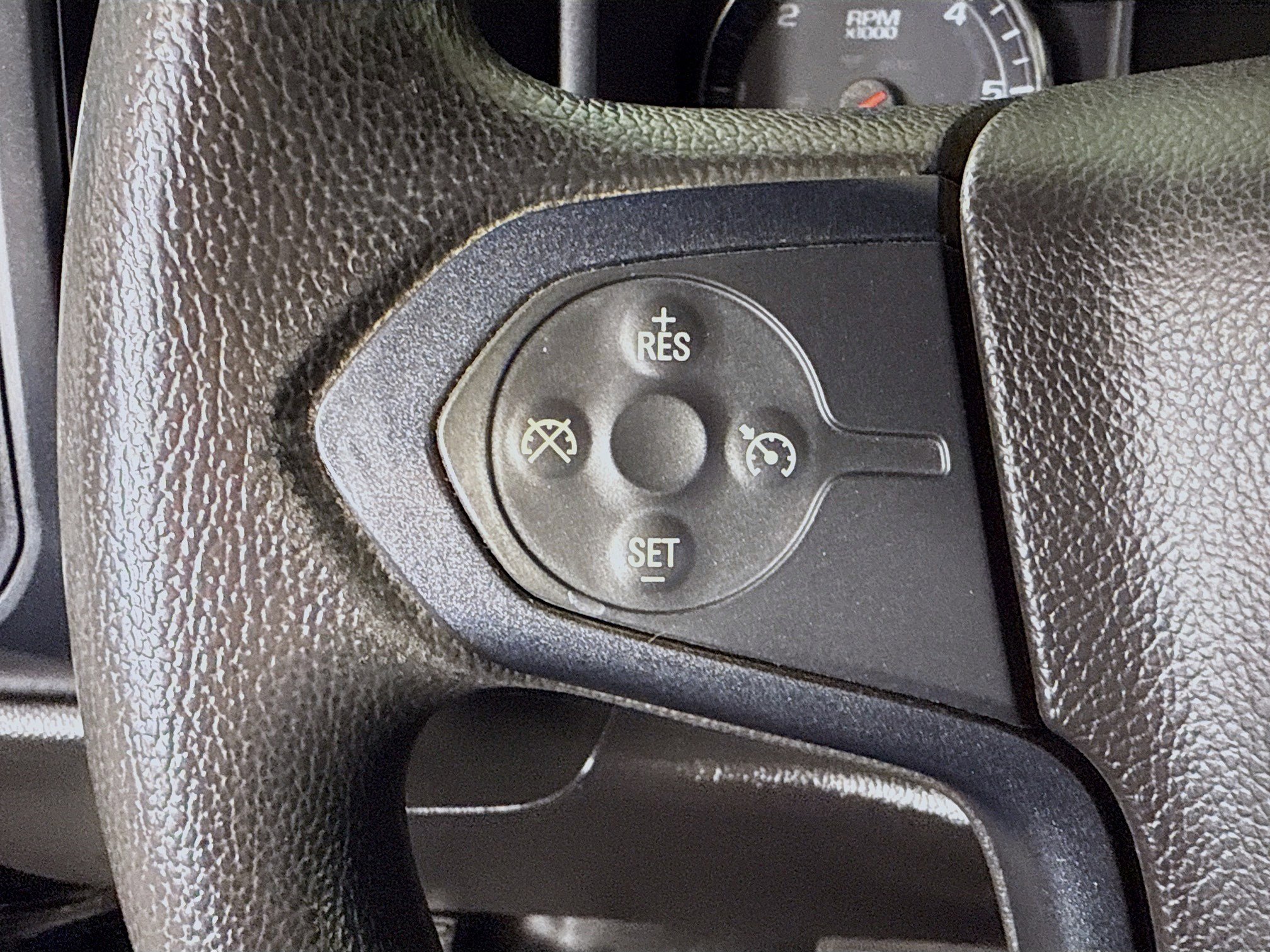 Used 2018 Chevrolet Silverado 1500 Custom image 14