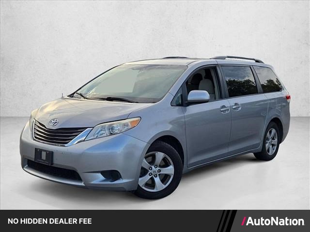 Used 2011 Toyota Sienna LE w/ Towing Pkg