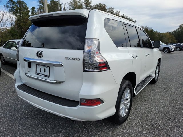 Used 2022 Lexus GX 460 Premium w/ Premium Package image 10