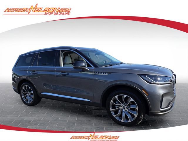 Used 2025 Lincoln Aviator Reserve w/ Illumination Package AWD/4WD image 1