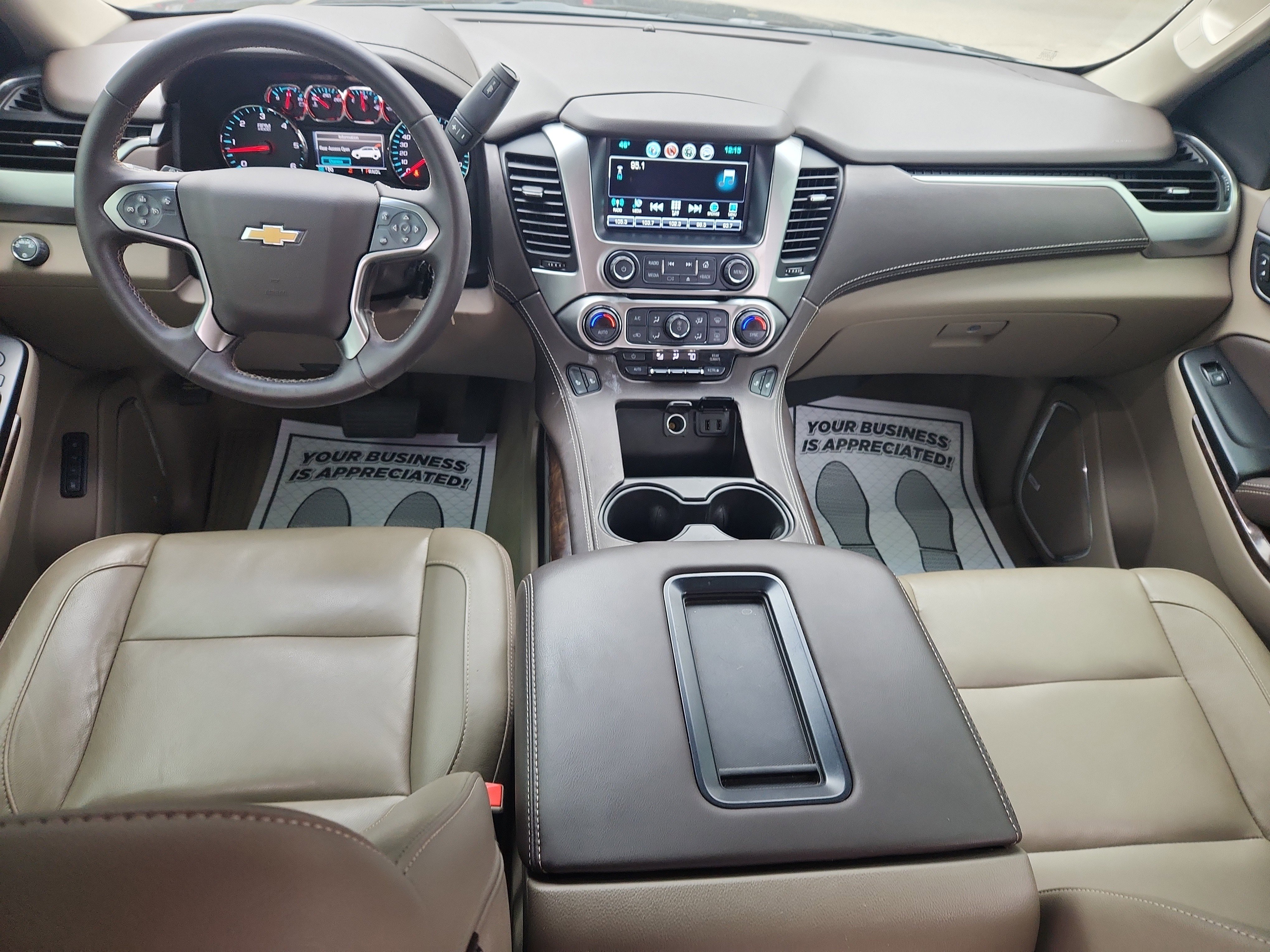 Used 2018 Chevrolet Suburban LT image 40