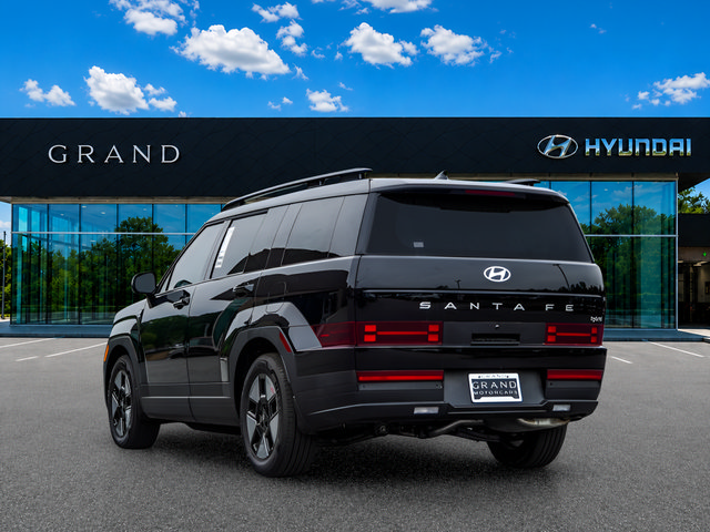 Certified 2025 Hyundai Santa Fe SEL FWD image 4