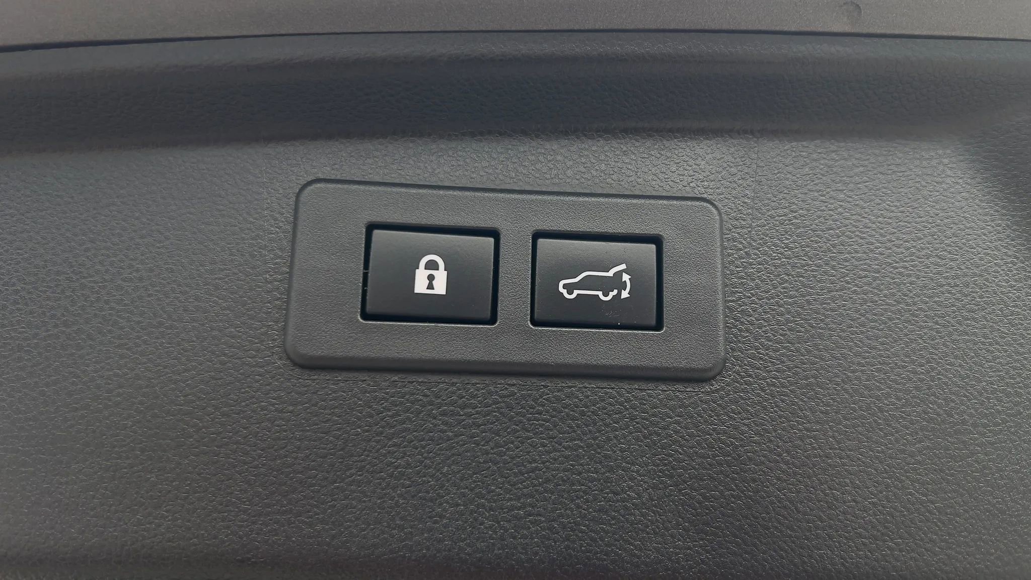 Used 2020 Subaru Outback Limited image 15