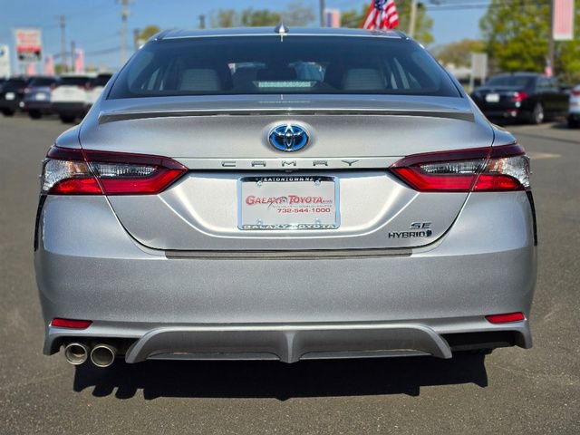 Used 2022 Toyota Camry SE w/ Audio Upgrade Package FWD image 6