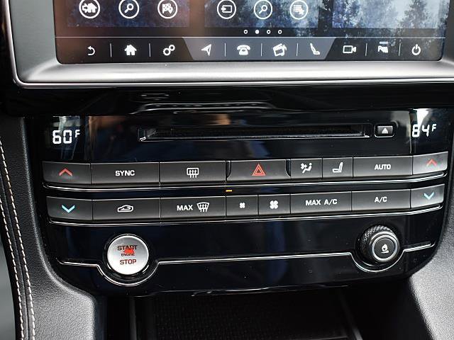 Used 2017 Jaguar F-PACE R-Sport image 21