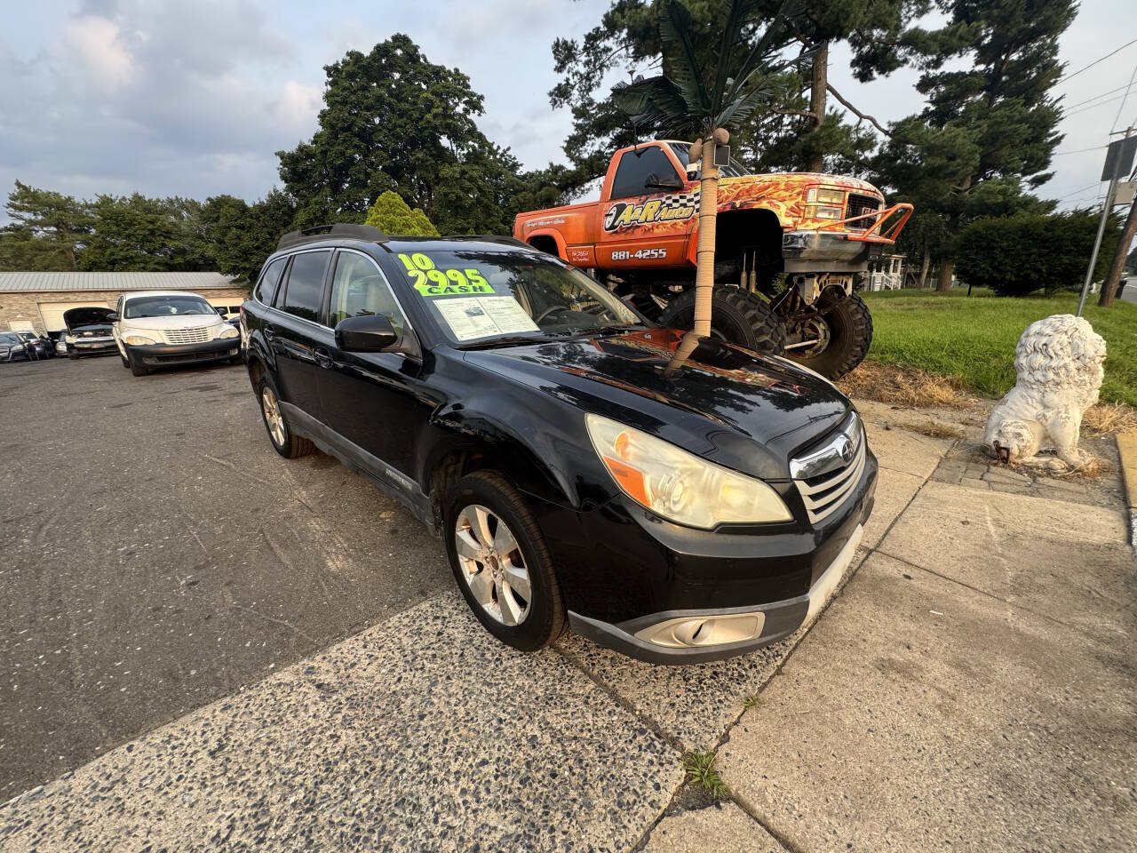 Used 2010 Subaru Outback 3.6R Limited AWD/4WD image 2