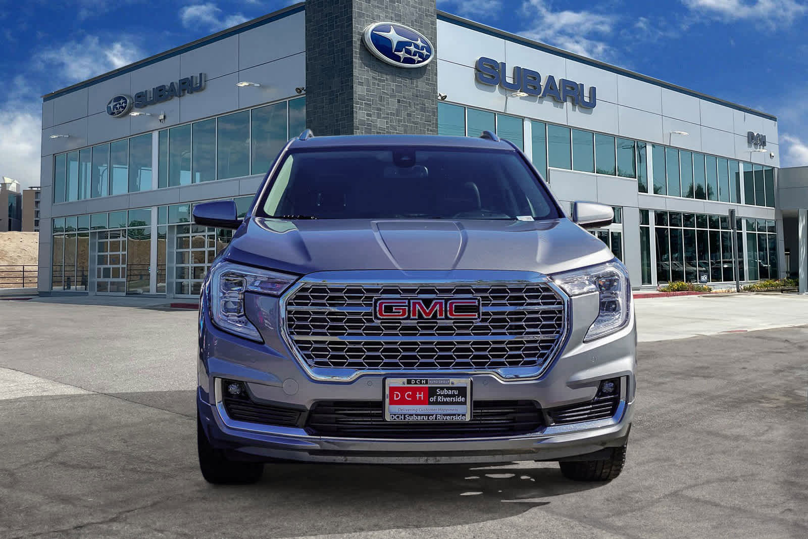 Used 2024 GMC Terrain Denali image 2