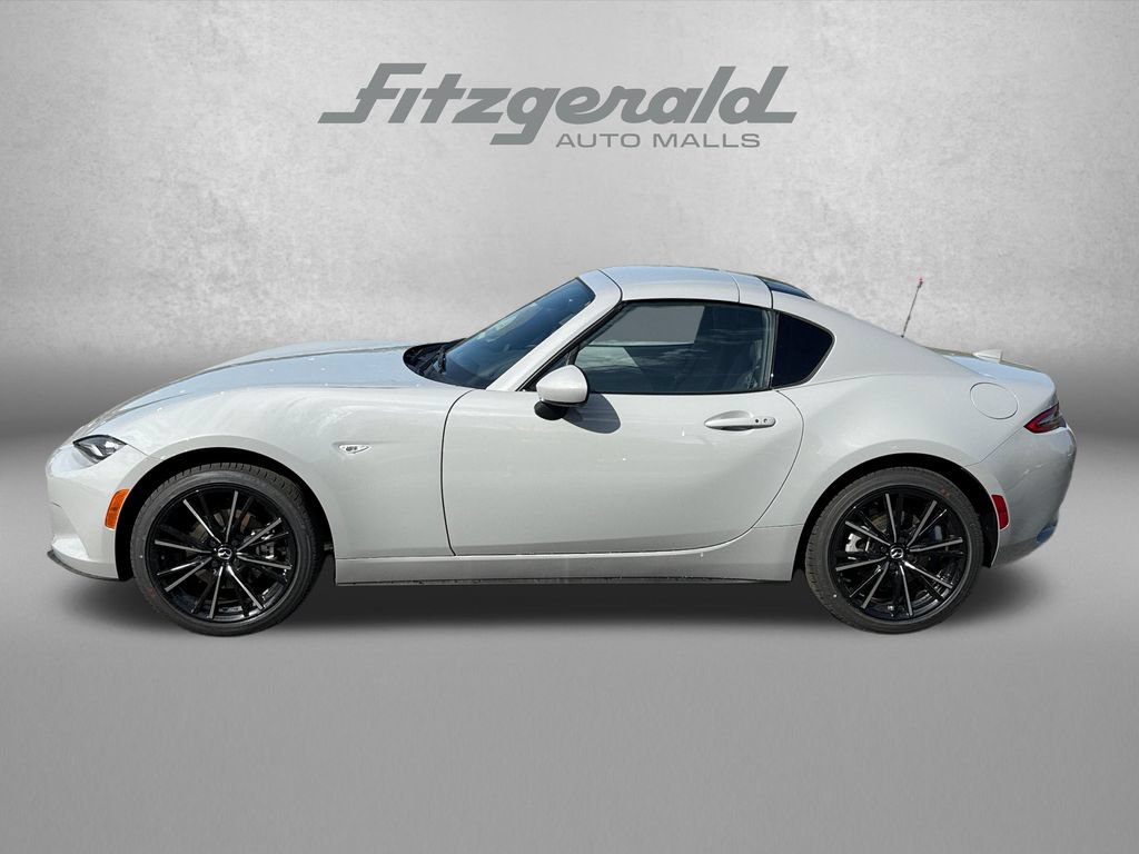 New 2026 MAZDA MX-5 Miata RF Grand Touring RWD image 3