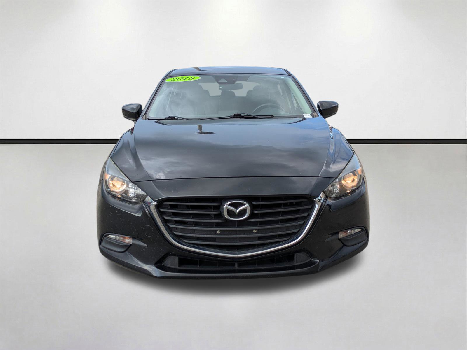 Used 2018 MAZDA MAZDA3 Touring FWD image 3