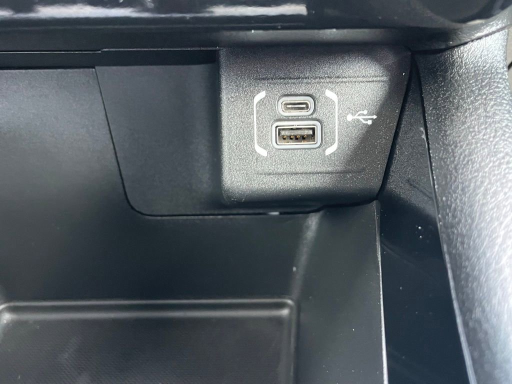 Certified 2024 Jeep Compass Limited image 34