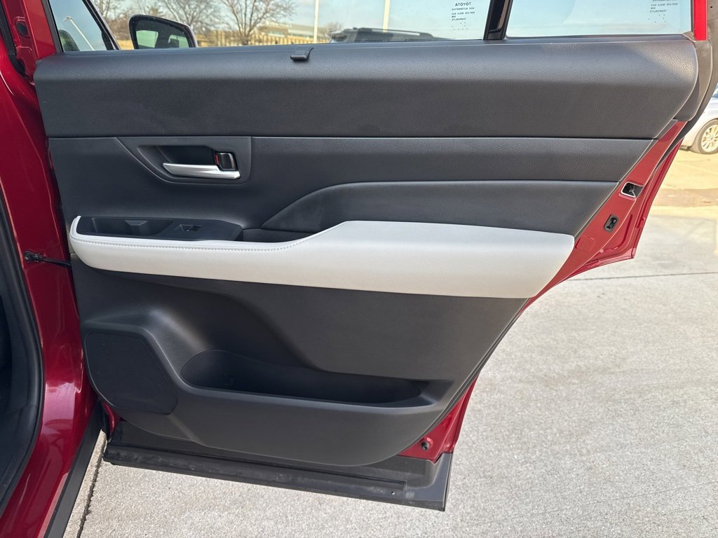 Certified 2024 Toyota Grand Highlander AWD Hybrid image 22