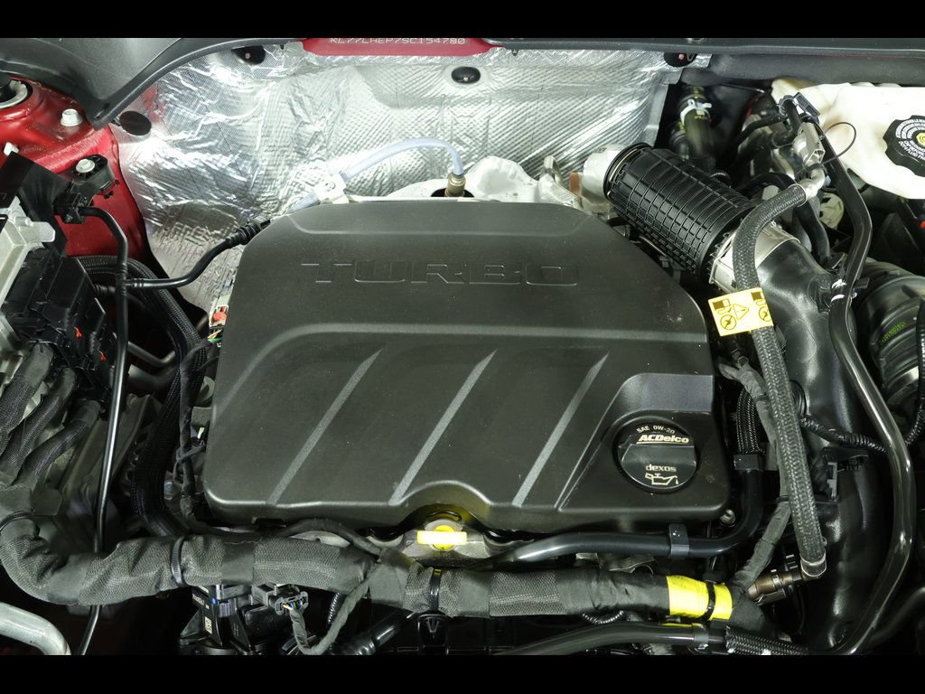 Used 2025 Chevrolet Trax LT w/ LT Convenience Package FWD image 18