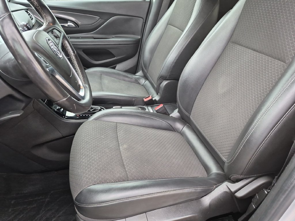 Used 2018 Buick Encore Preferred AWD/4WD image 12