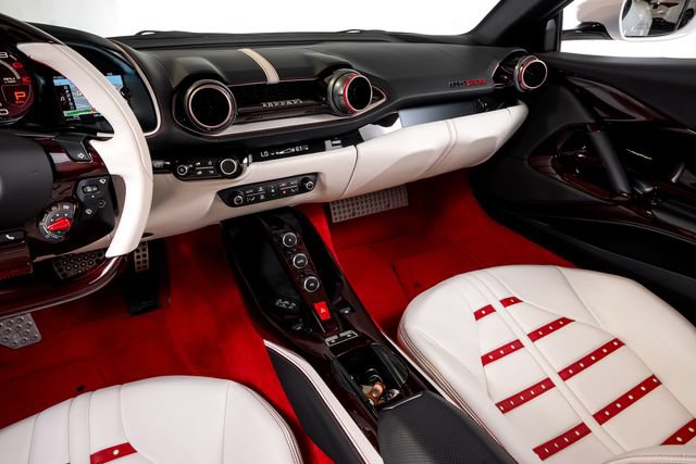 Used 2021 Ferrari 812 GTS RWD image 28
