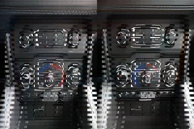 Used 2021 Chevrolet Tahoe High Country image 9