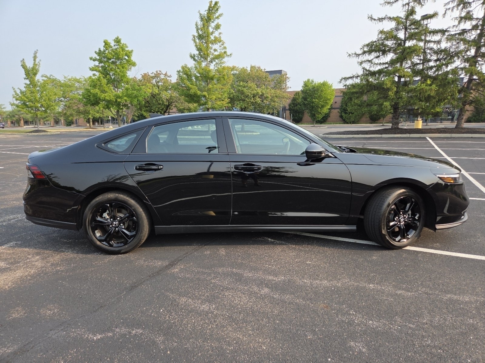 Used 2025 Honda Accord SE image 22