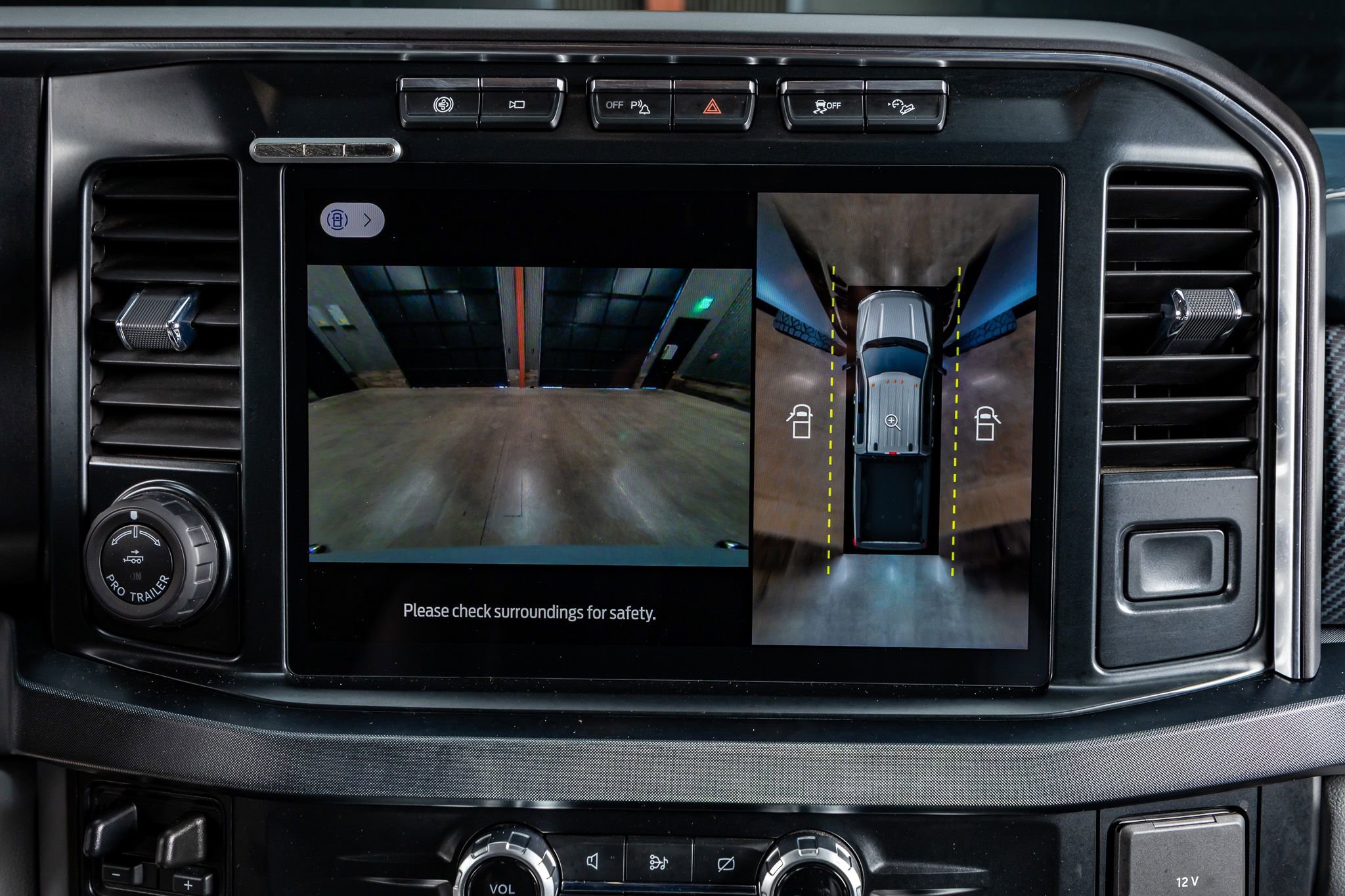 Used 2024 Ford F250 Limited w/ FX4 Off-Road Package image 26