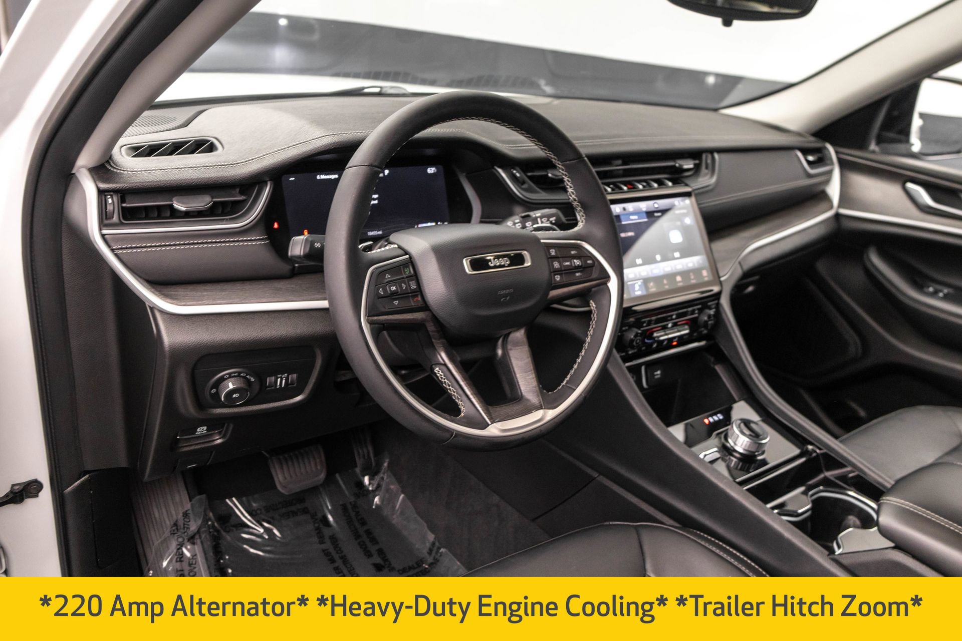 Used 2023 Jeep Grand Cherokee L Limited w/ Trailer Tow Group (B) AWD/4WD image 5
