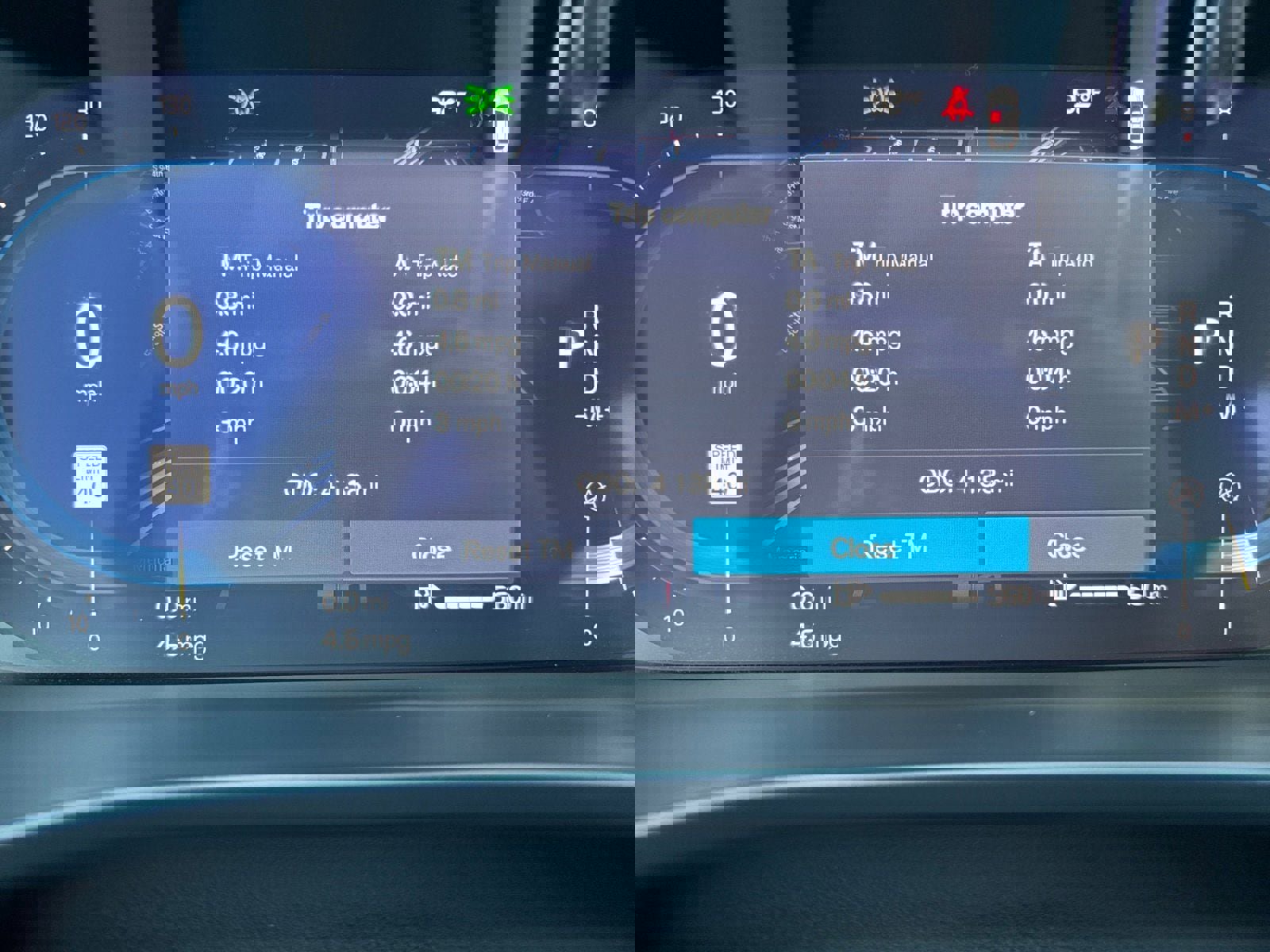 New 2025 Volvo XC40 B5 Ultra w/ Protection Package image 16