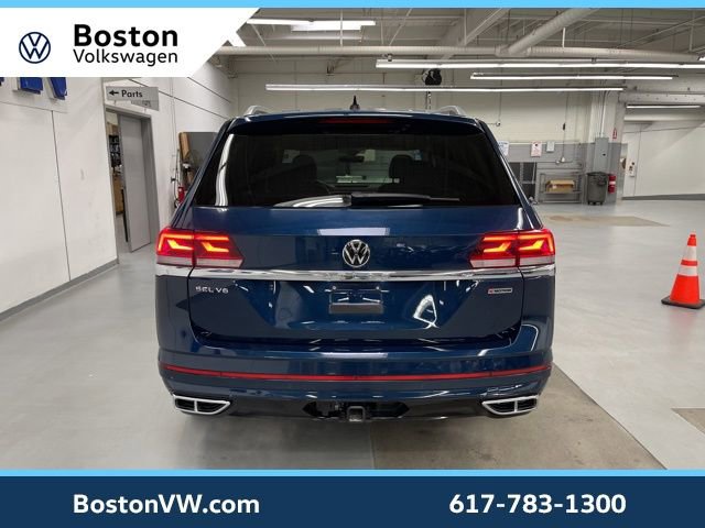 Certified 2022 Volkswagen Atlas SEL R-Line image 3