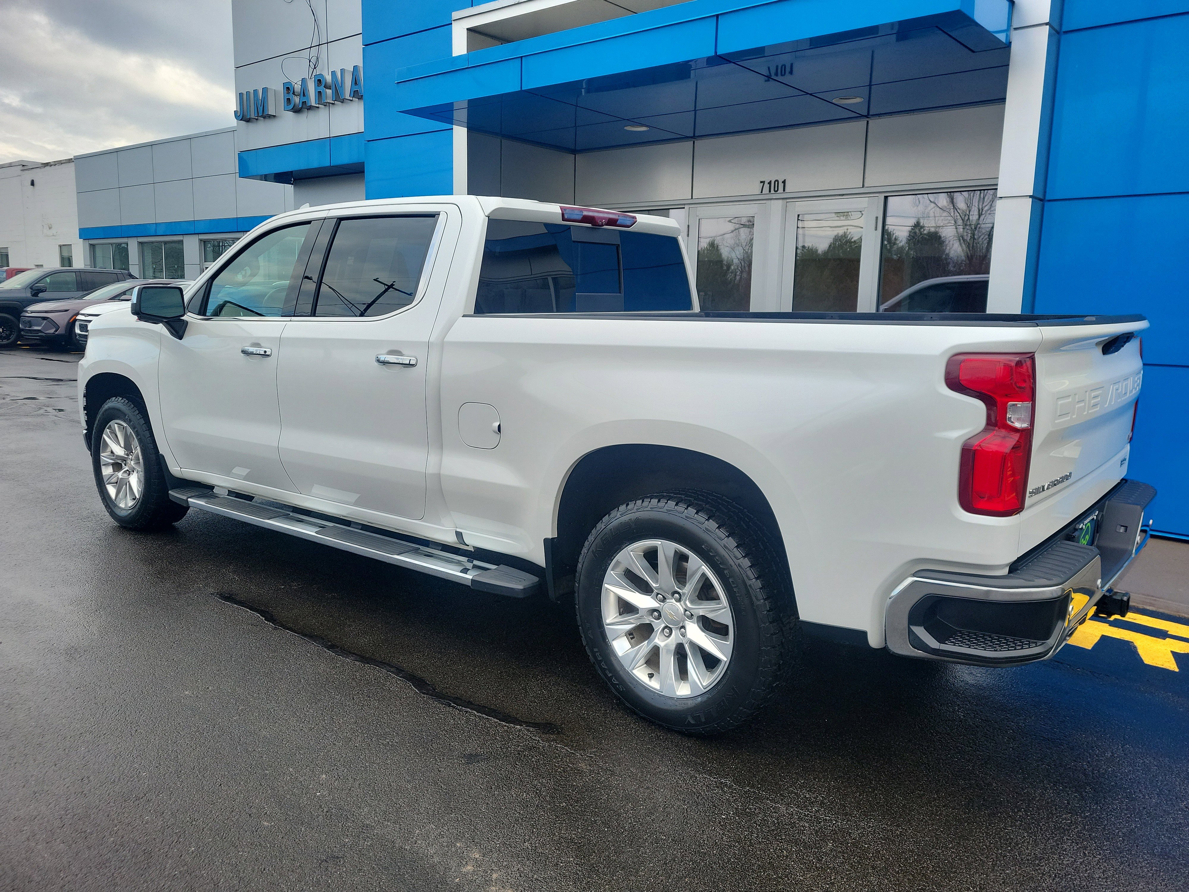Certified 2021 Chevrolet Silverado 1500 LTZ w/ Technology Package image 8
