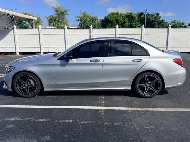Used 2016 Mercedes-Benz C 300 Sedan image 3