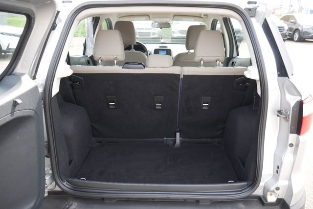 Used 2020 Ford EcoSport S image 8