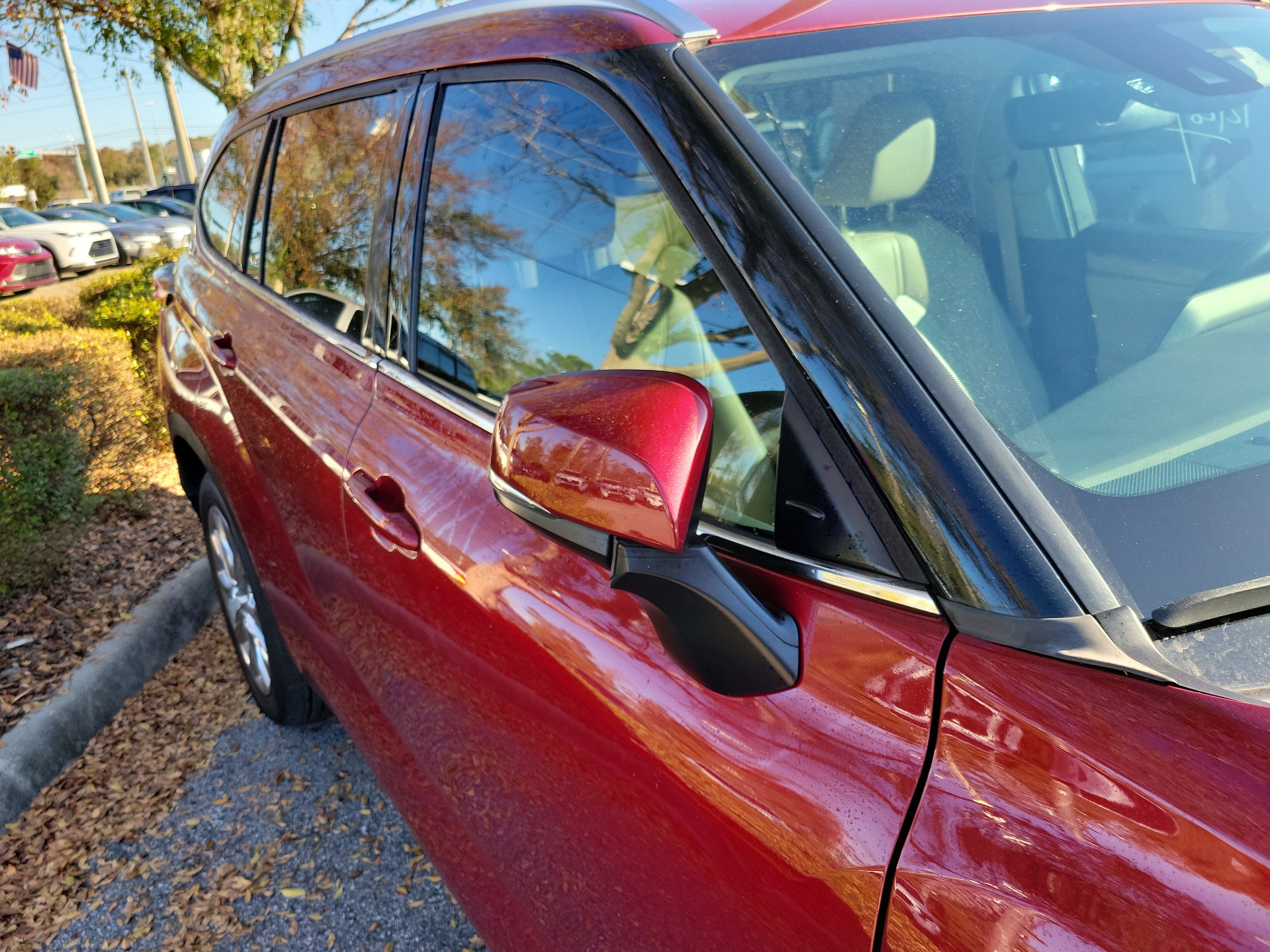 Used 2023 Toyota Highlander Limited image 10