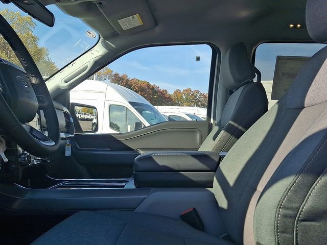 New 2025 Ford F150 XLT w/ Equipment Group 301A Standard RWD image 6