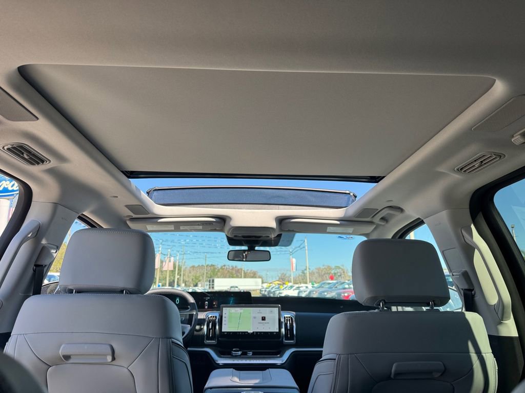 New 2025 Ford Expedition Max Platinum w/ Platinum Ultimate Package image 31