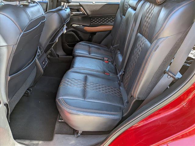 Used 2023 Mitsubishi Outlander SEL image 19