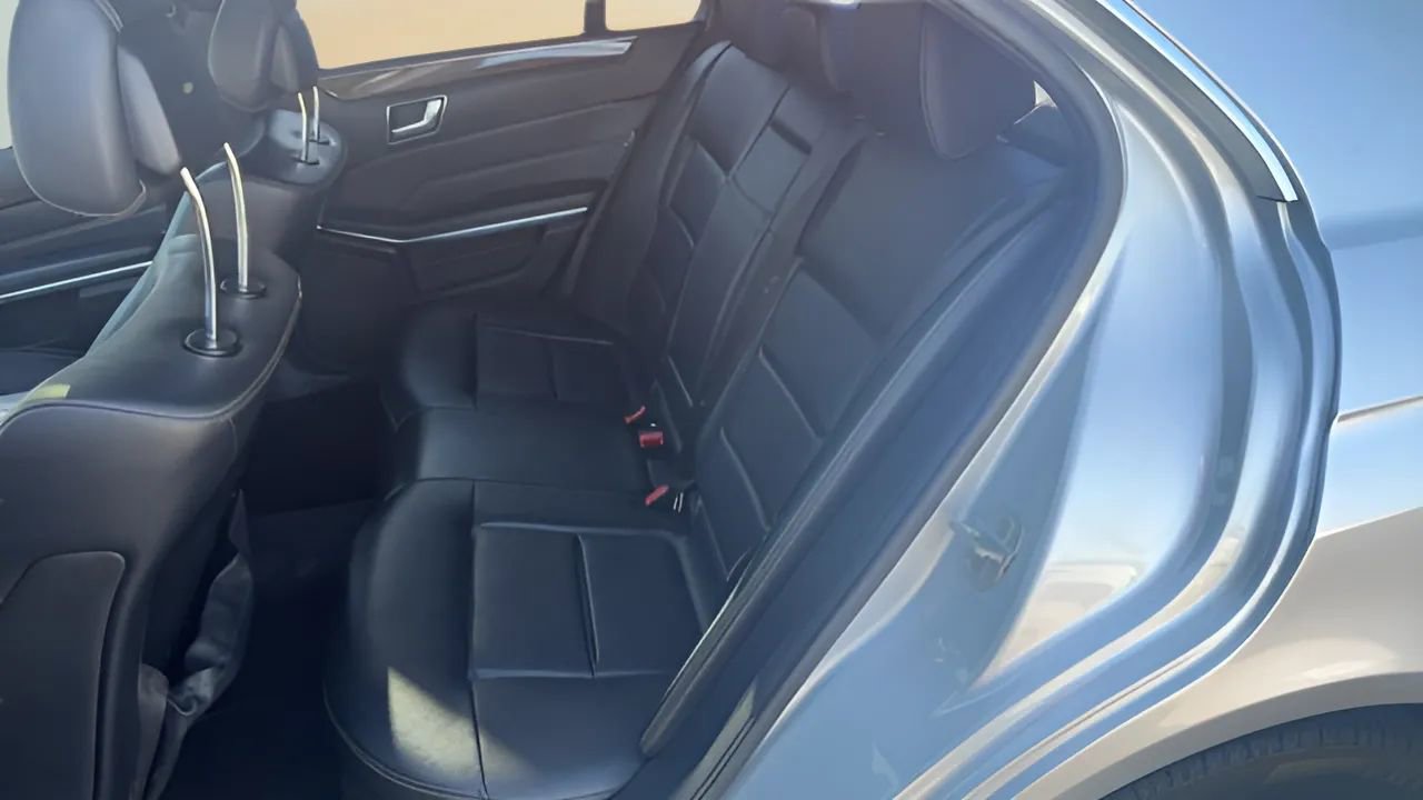 Used 2014 Mercedes-Benz E 350 4MATIC Sedan image 16