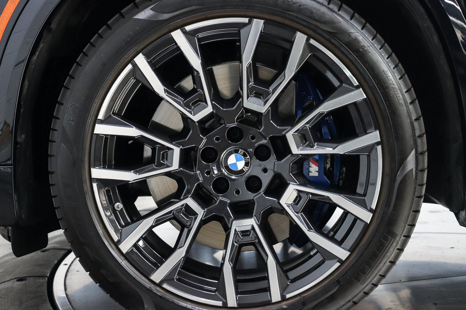 Used 2026 BMW X5 xDrive50e AWD/4WD image 8