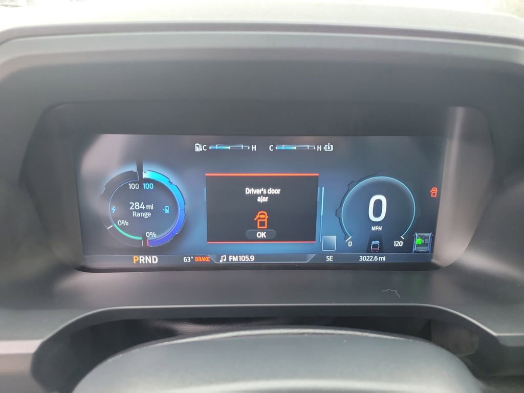 Used 2025 Ford F150 Lightning Flash image 22