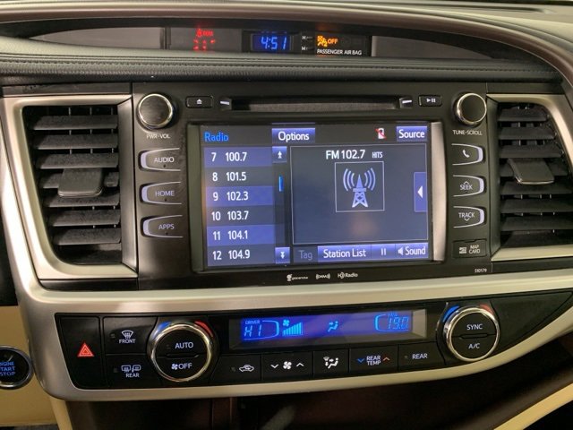 Used 2018 Toyota Highlander XLE image 9