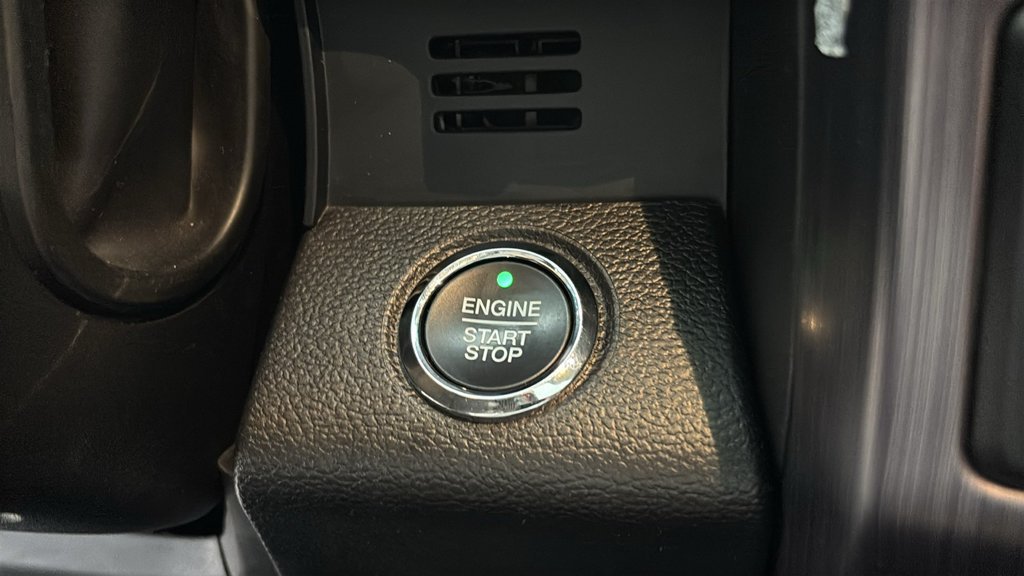 Used 2021 Ford F250 Limited AWD/4WD image 15