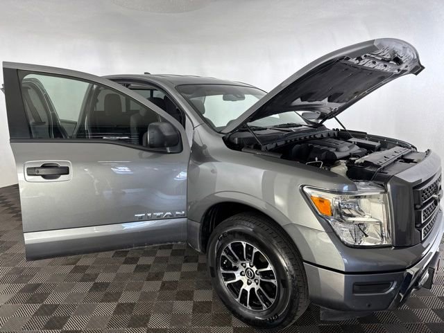 Certified 2024 Nissan Titan SV AWD/4WD image 12