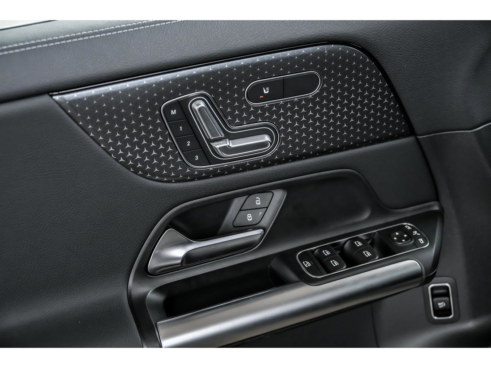 Certified 2026 Mercedes-Benz GLA 250 4MATIC image 5