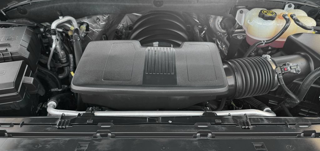 Used 2022 Chevrolet Suburban High Country AWD/4WD image 12