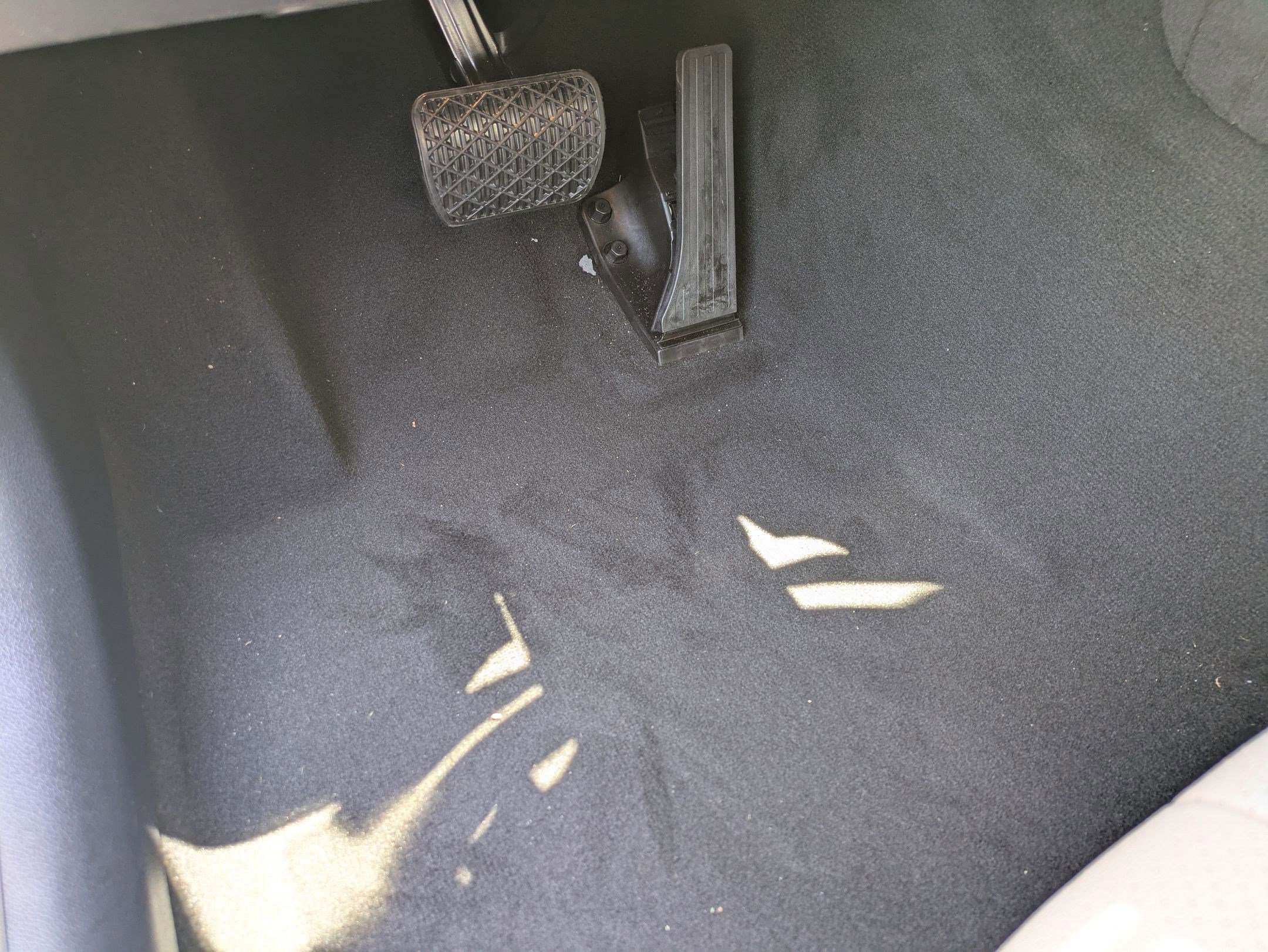 New 2025 Mercedes-Benz E 350 Sedan image 17