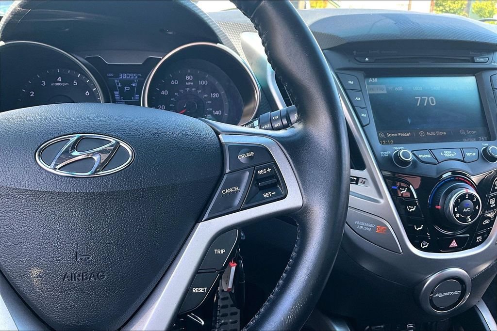 Used 2016 Hyundai Veloster w/ Option Group 02 FWD image 24
