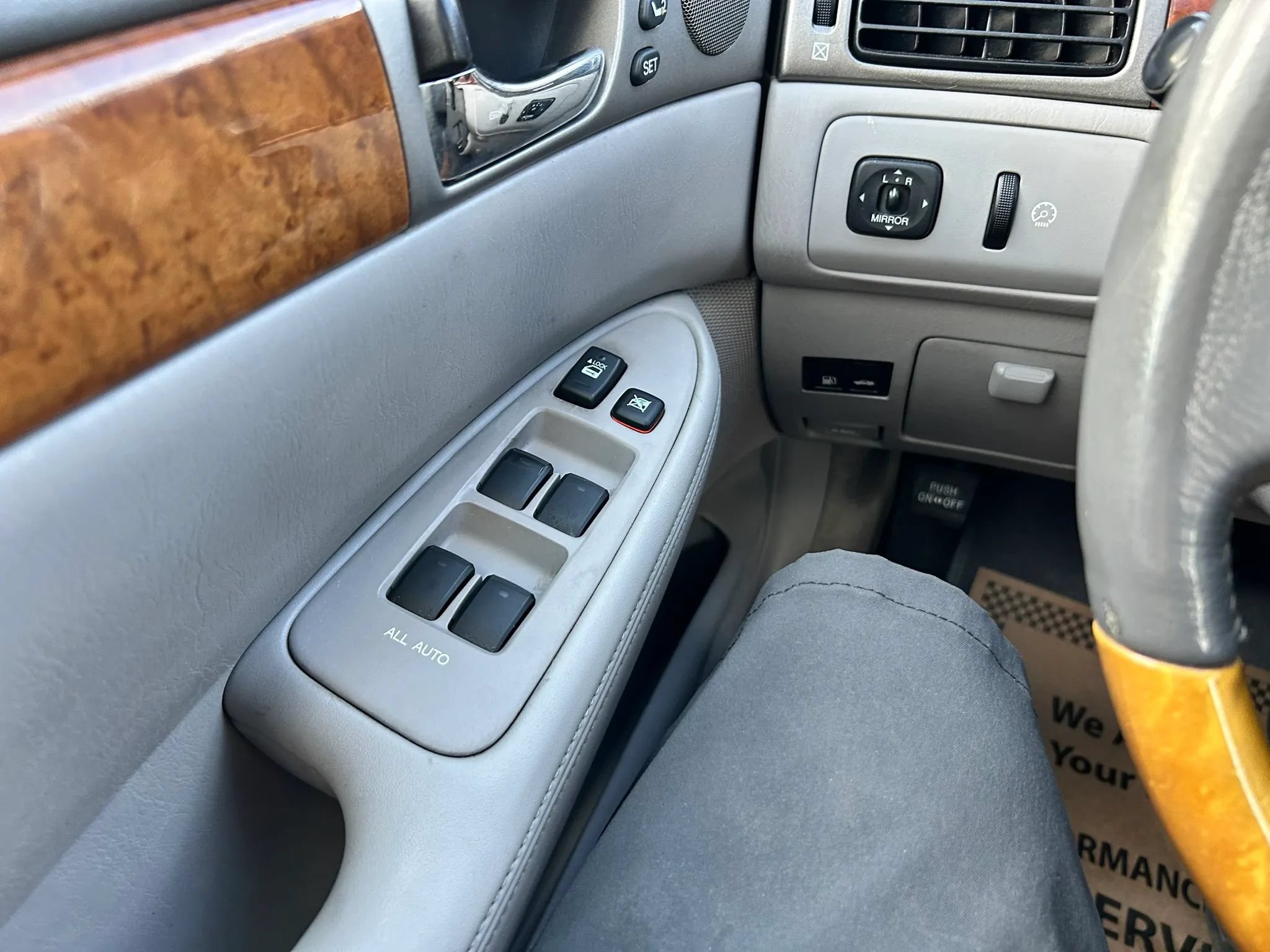 Used 2005 Lexus ES 330 FWD image 18