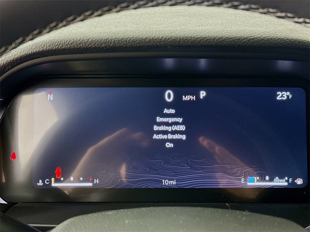 New 2025 Jeep Grand Cherokee Altitude image 13