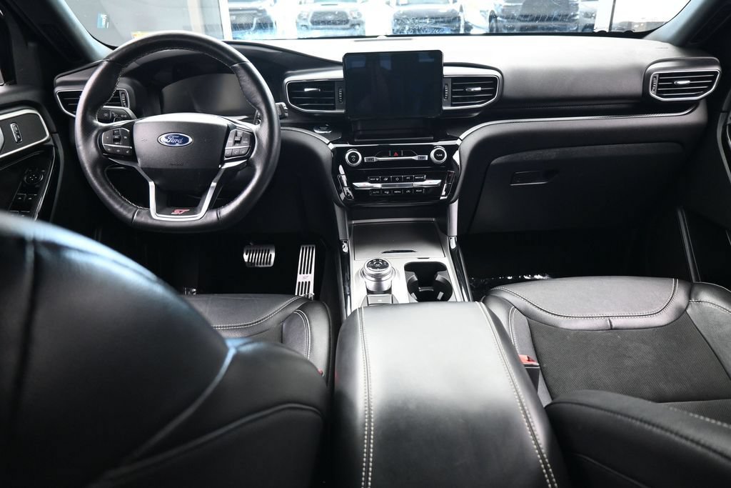 Used 2023 Ford Explorer ST AWD/4WD image 43
